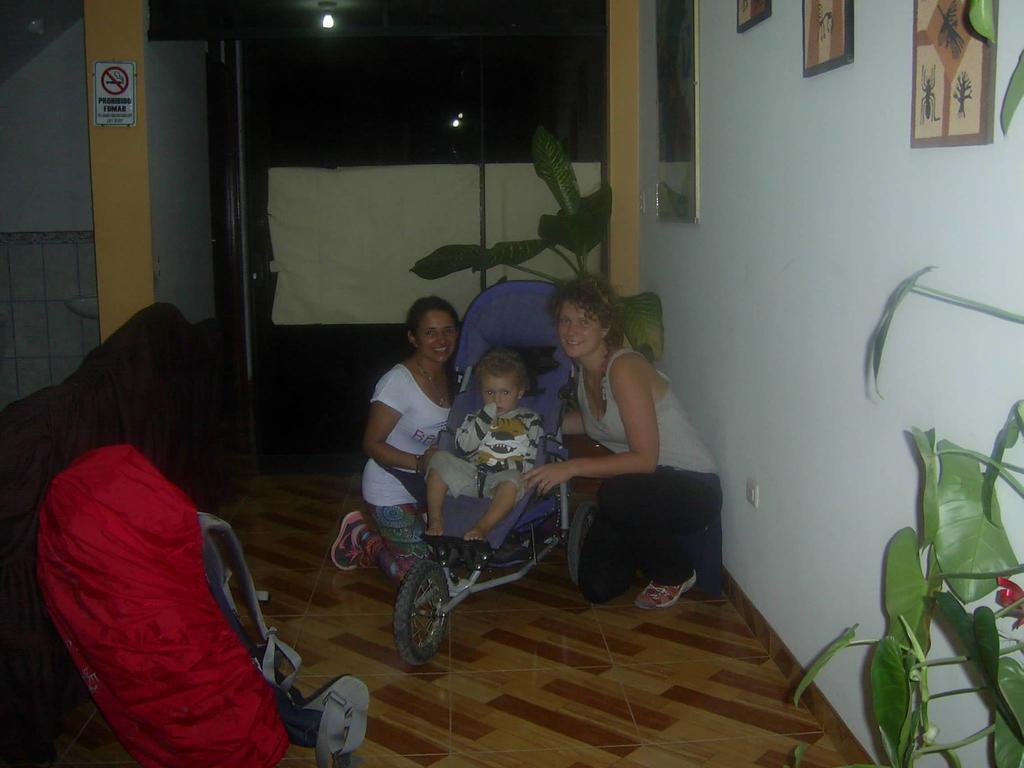 Mama Chelita Hotel Nazca Bagian luar foto
